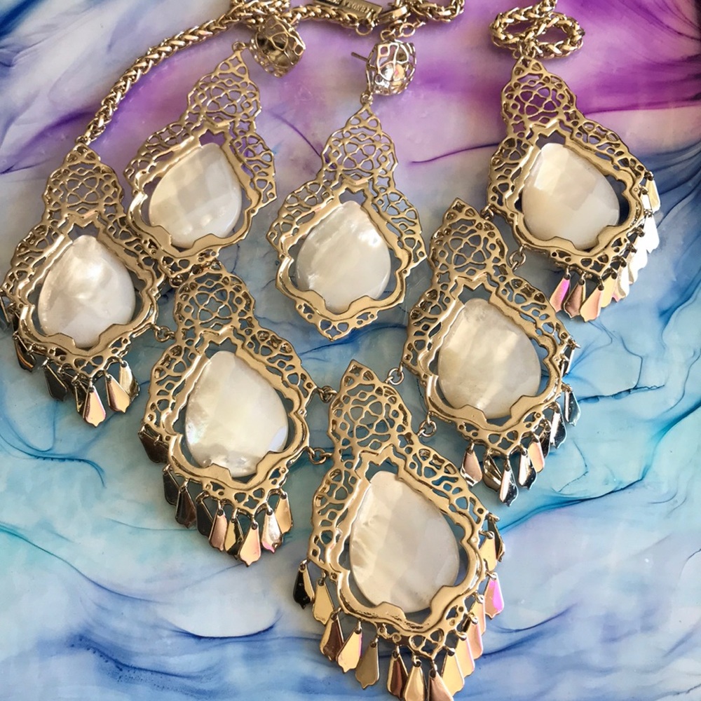 Vintage valora and Ayanna set